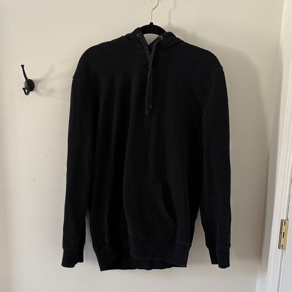 Black “Goodiellow” hoodie, size large.